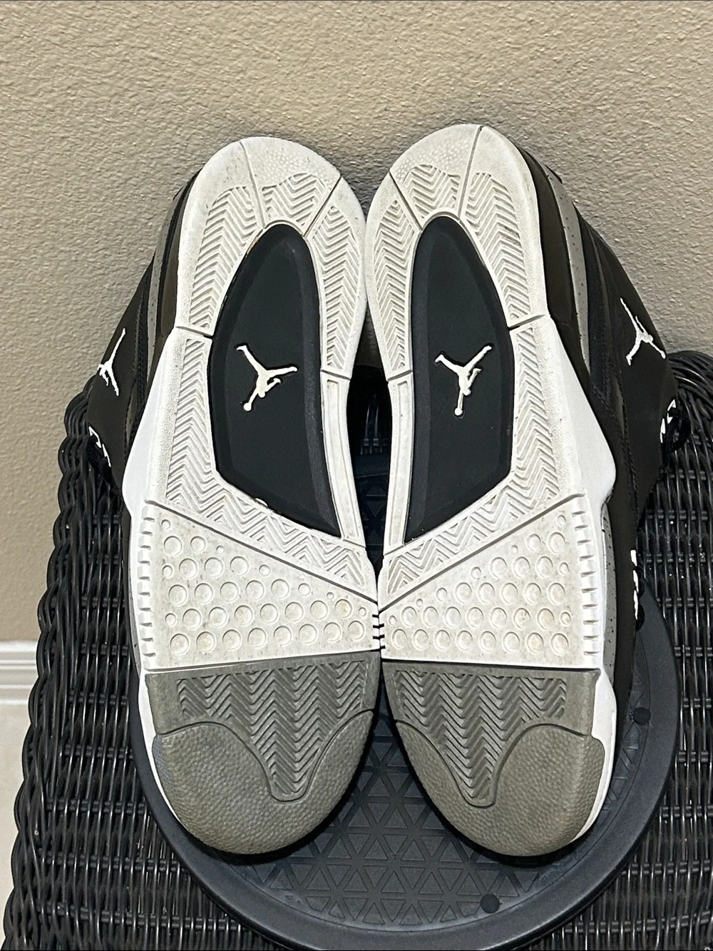 Jordan Flight 23 Black/White-Metallic Silver 317820-011